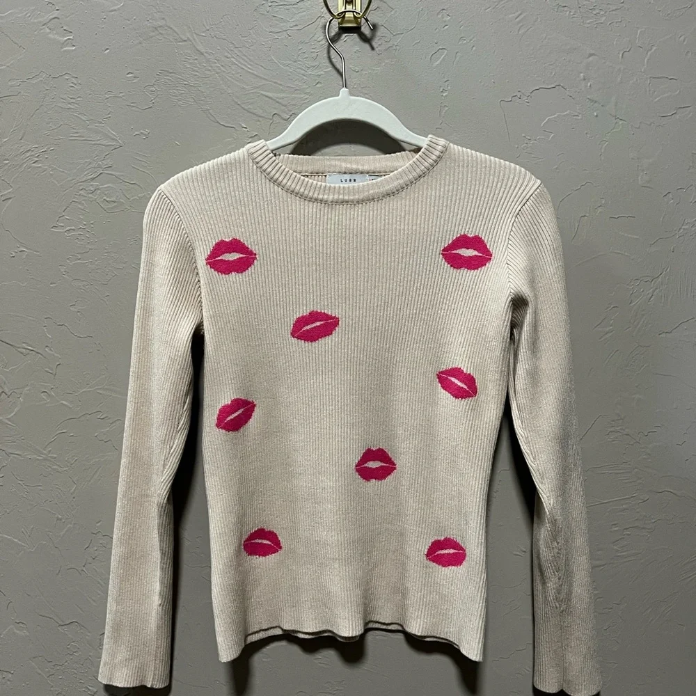 Lush Ribbed Sweater - Picture 2 of 6